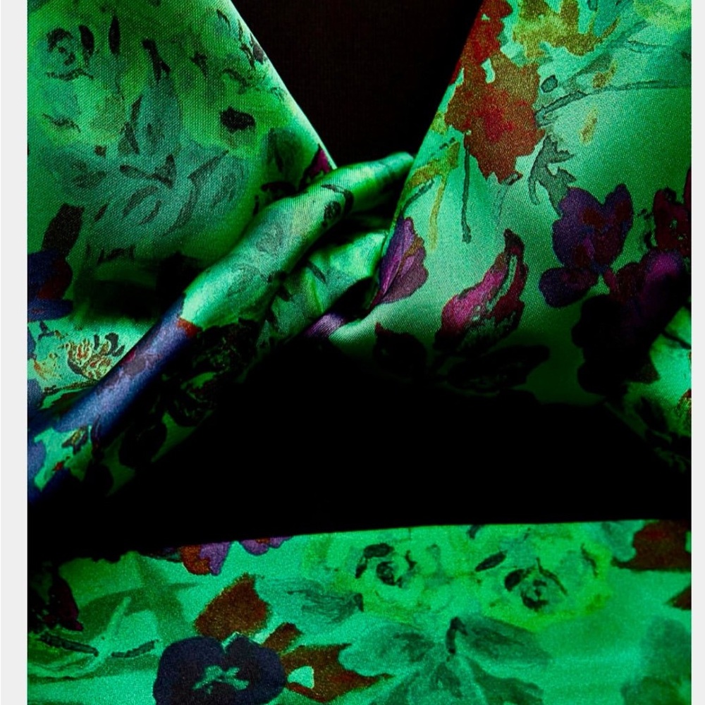 Zara Green and Purple Floral Midi Dress - Picture 5 of 12